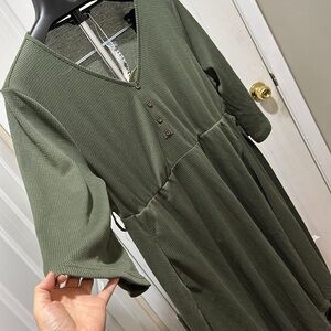 Bloomchic Curve Khaki Green Textured Midi Dress Size L - us size 12